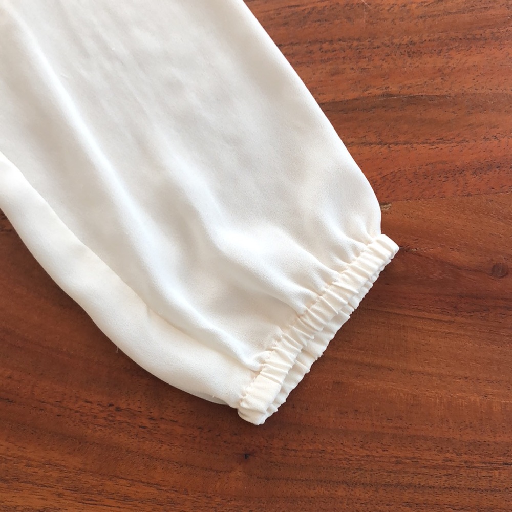 Divided Ivory Lace Blouse - Picture 6 of 6